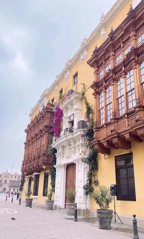 利马:沙漠中的千年文明之都