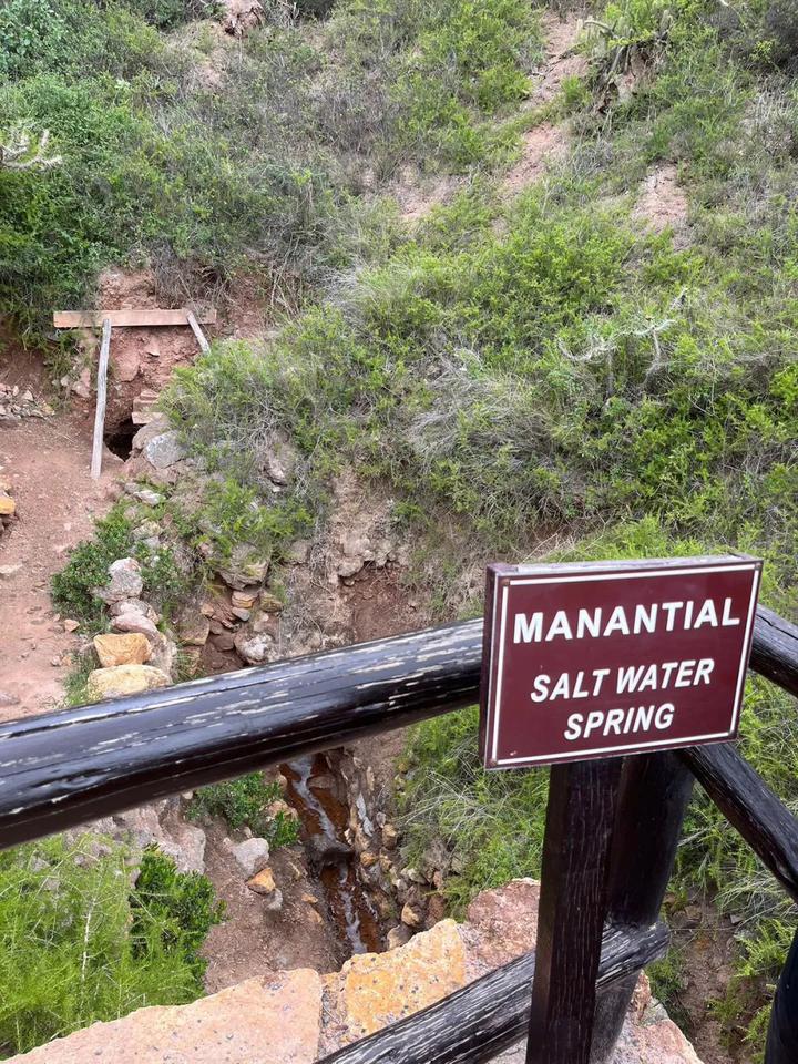 马拉斯盐田:安第斯山下的白色奇观