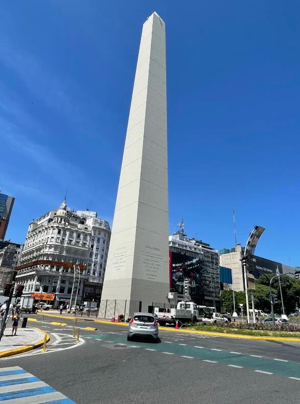 七九大道:布宜诺斯艾利斯的动脉与灵魂