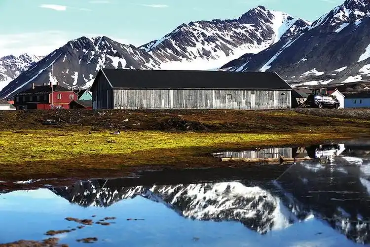 新奥勒松:北极圈里的秘境之城