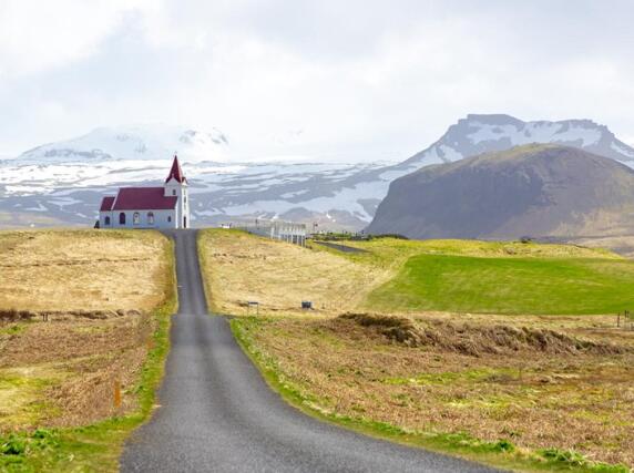 史迪奇秀木:冰岛西北秘境的诗意栖居