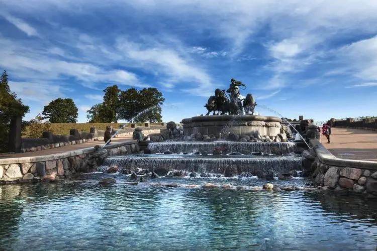 神农喷泉:丹麦神话与艺术的永恒交响