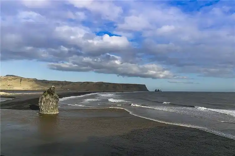 迪霍拉里:冰岛南岸的奇幻之境