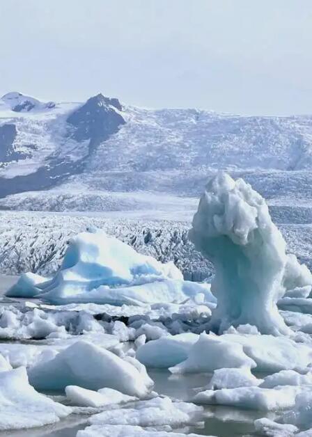 瓦特那冰川:游轮上的冰雪奇缘