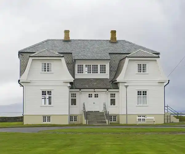 霍夫迪楼:在极地之滨触摸冷战的余温