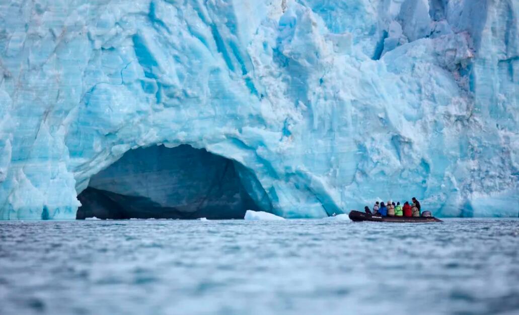 邓达斯港：极地边缘的静谧港湾传奇