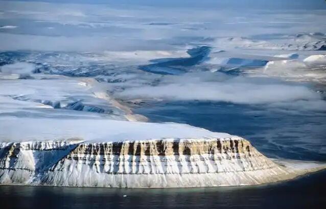 白令海峡：跨越大陆与海洋的传奇通道