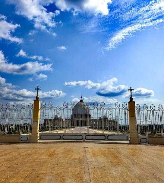 咖啡与可可的国度：科特迪瓦的文化炼金术