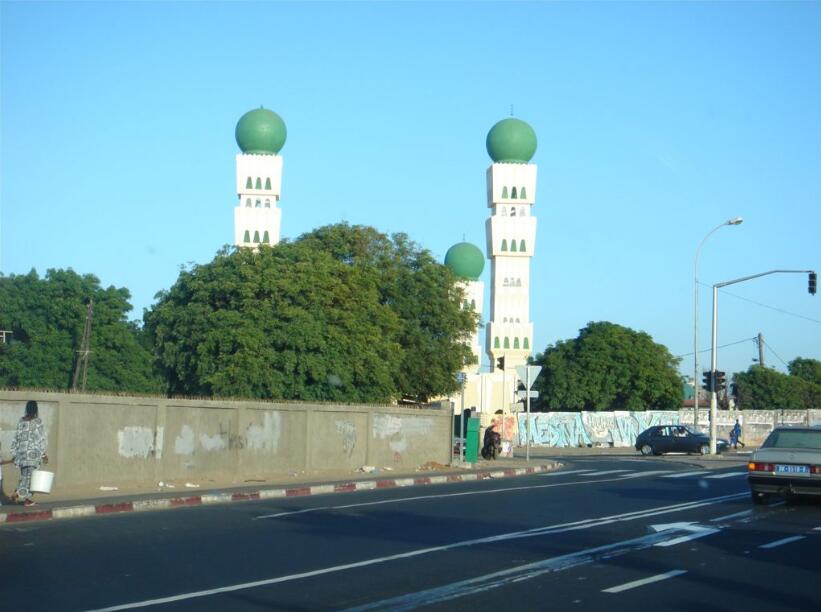 塞内加尔：西非文明的十字路口