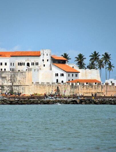 埃尔米纳堡：石墙内的记忆褶皱