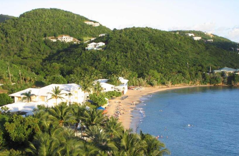 绿洲与蓝海的交响诗：圣克鲁斯岛漫记