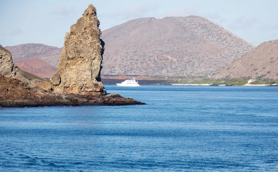 巴托洛梅：加拉帕戈斯最年轻的火山诗行