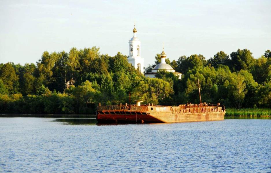 破冰纪行：当白桦林的晨雾遇见喀山穹顶