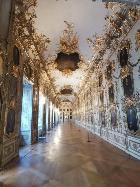 维特尔斯巴赫的密码：慕尼黑皇宫八百年权力诗学