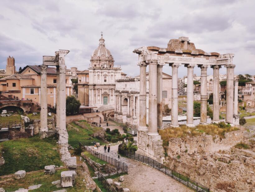 漫步古罗马广场的千年遐思