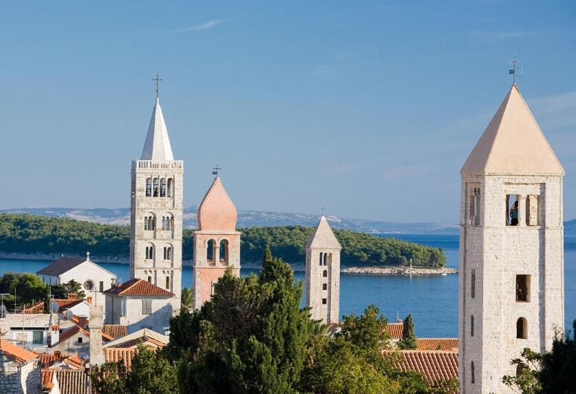 在拉布岛遇见地中海的野性浪漫
