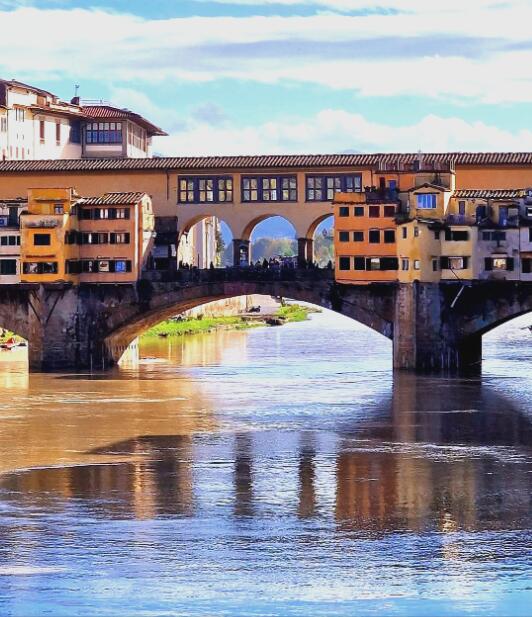 一座石桥上的佛罗伦萨史诗