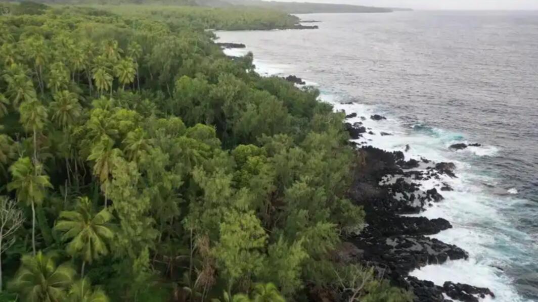 行走于地狱之门:安布里姆火山探险记