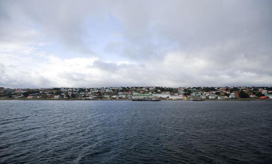 世界尽头的调色盘:斯坦利港,南极前哨的温柔坚守