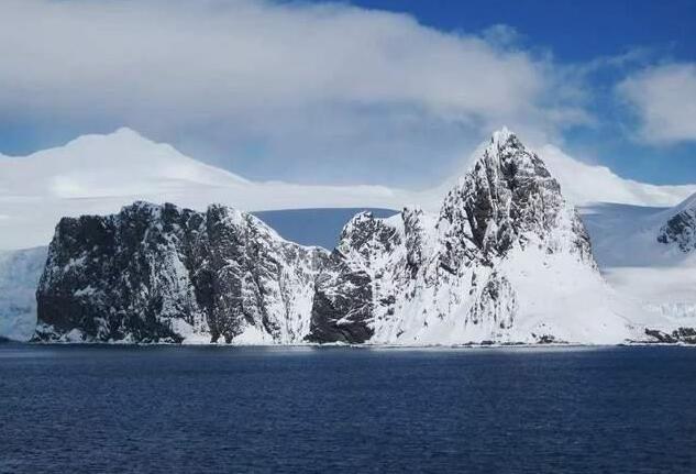 冰封方舟:南极象岛的绝对之境