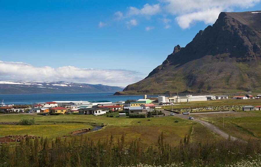 格陵兰的调色盘与翡翠极光