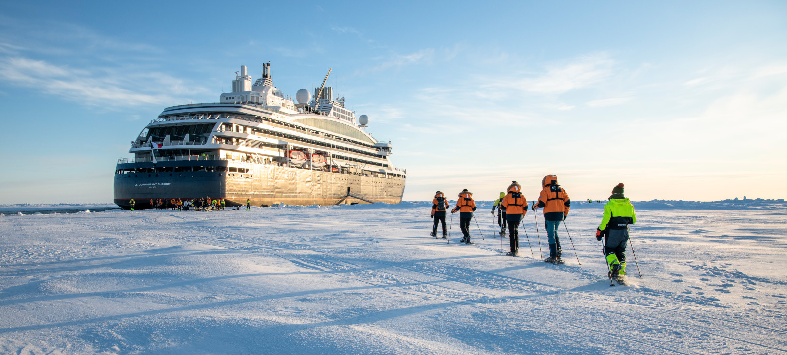 2_Activité-raquettes-CDT-Charcot©StudioPONANT-Olivier Blaud.jpg 2_Activité-raquettes-CDT-Charcot©StudioPONANT-Olivier Blaud.jpg