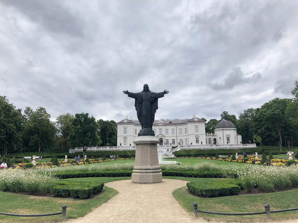 克莱佩达:琥珀海岸的时光褶皱