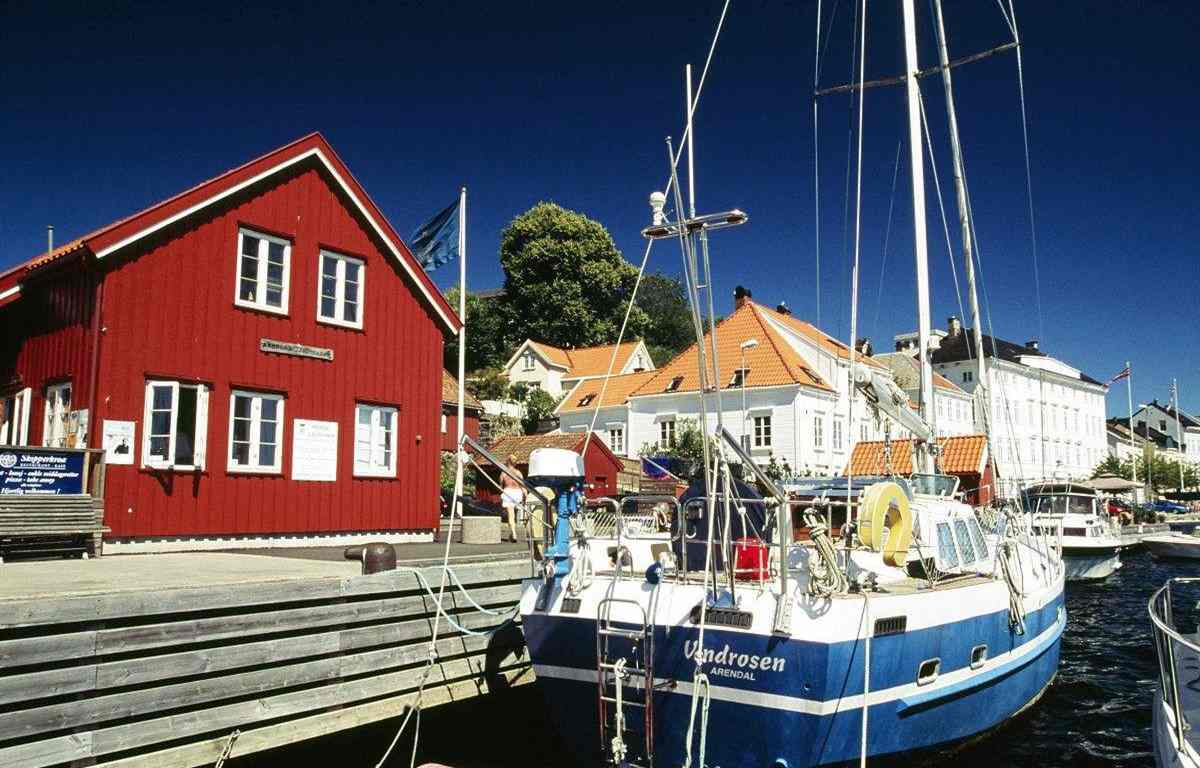 day5-阿伦达尔传统房子.jpg day5-阿伦达尔传统房子.jpg