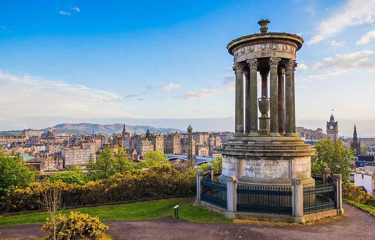 爱丁堡:时空折叠中的苏格兰灵魂