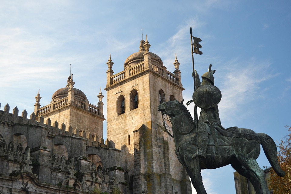 porto-cathedral-6836243_960_720.jpg