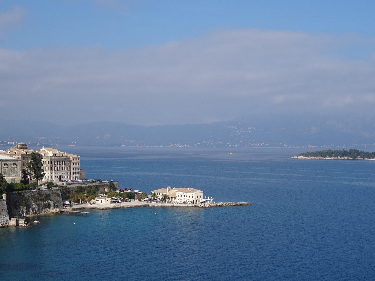 corfu-205447_1280.jpg