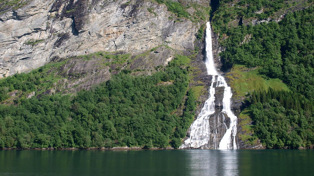 geiranger-2721378_1280.jpg geiranger-2721378_1280.jpg