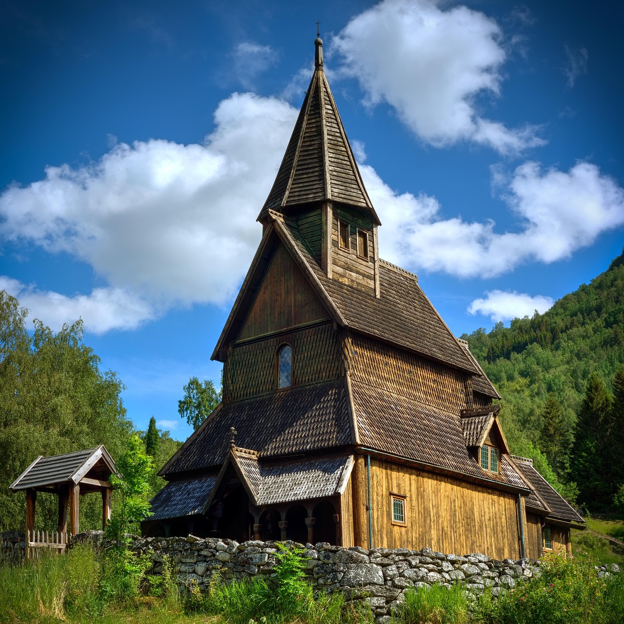 stave-church-3354476_1280.jpg stave-church-3354476_1280.jpg