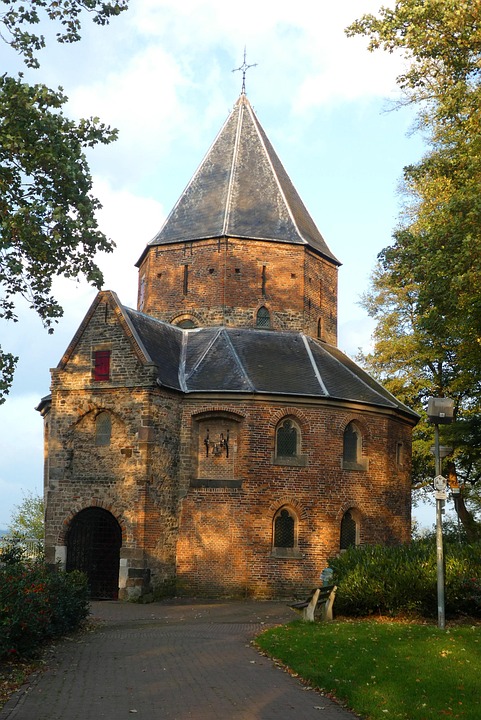 st-nicolaaskapel-4576863_960_720.jpg
