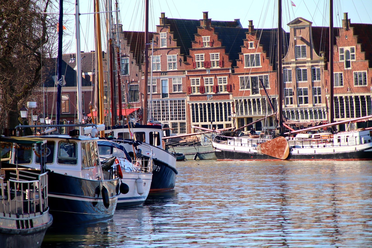 port-7038015_1280 (1).jpg