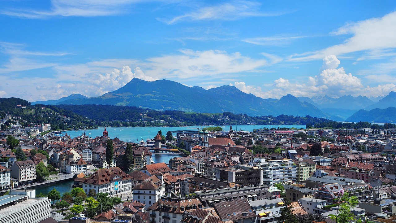 lucerne-3540521_1280.jpg