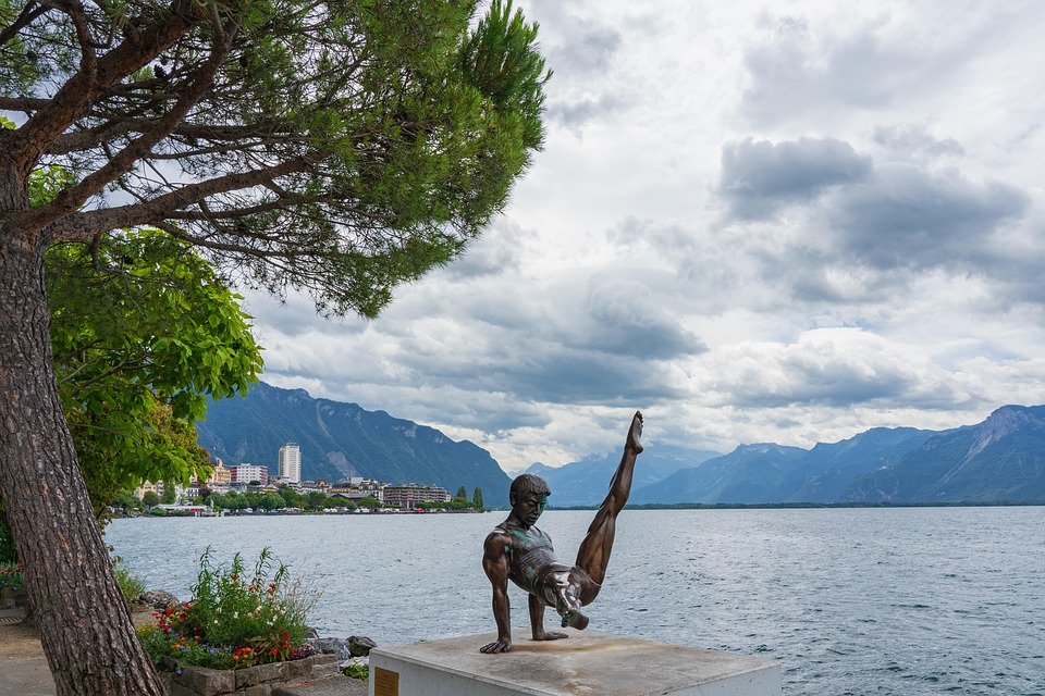 montreux-8259309_960_720.jpg