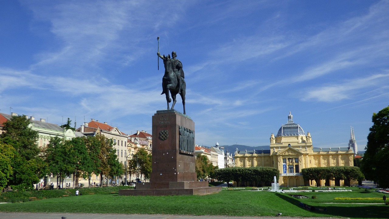 zagreb-2703942_1280.jpg