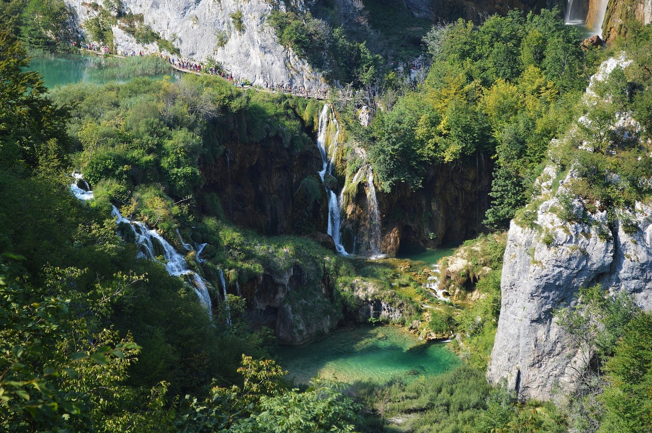 plitvice-939606_1280.jpg