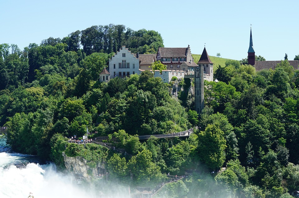 rhine-falls-1473438_960_720.jpg