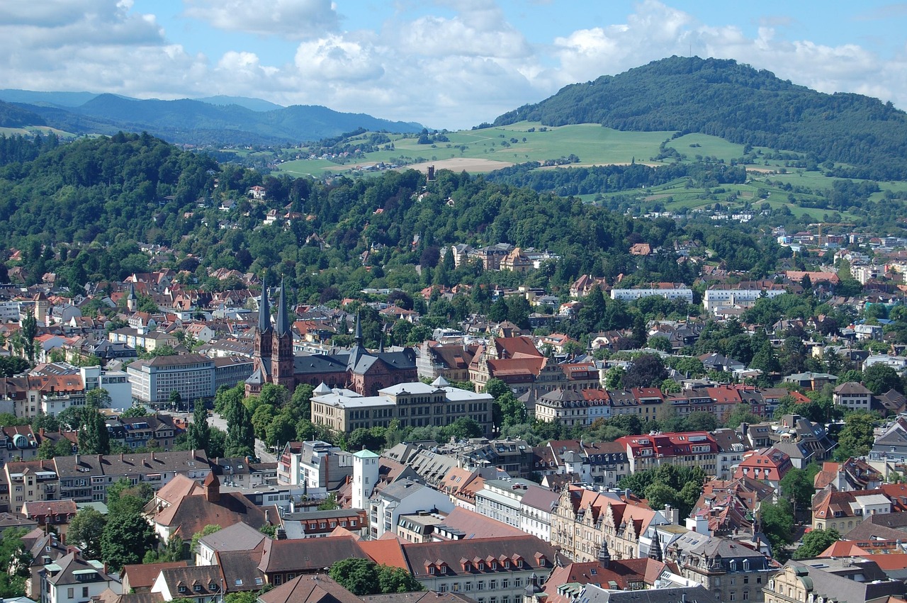 freiburg-im-breisgau-6576136_1280.jpg
