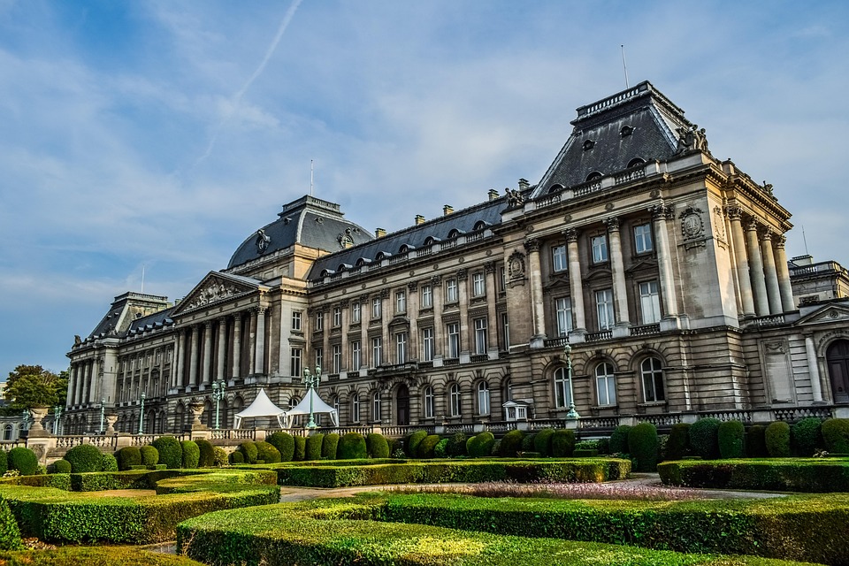 royal-palace-of-brussels-3597435_960_720.jpg