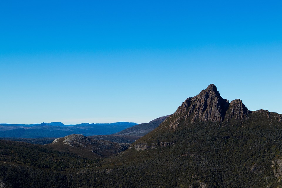 cradle-mountain-7202383_960_720.jpg