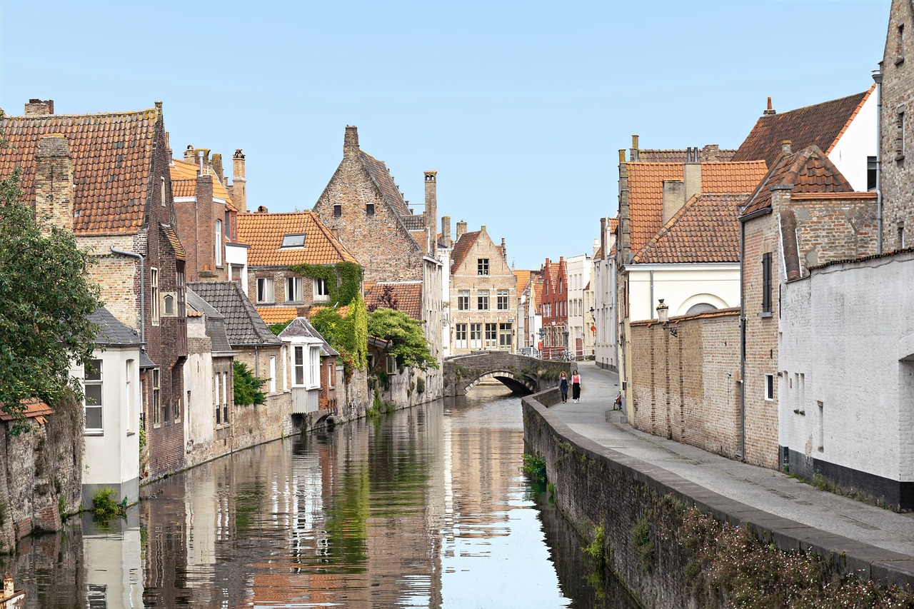 brugge-5278796_1280.jpg