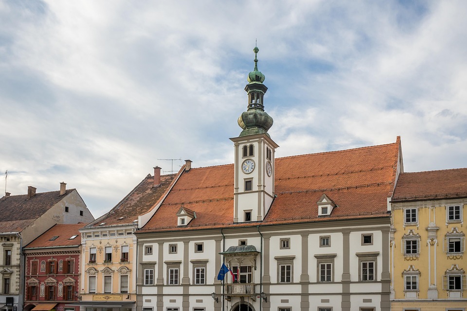 马里博尔：德拉瓦河畔的千年酒香传奇