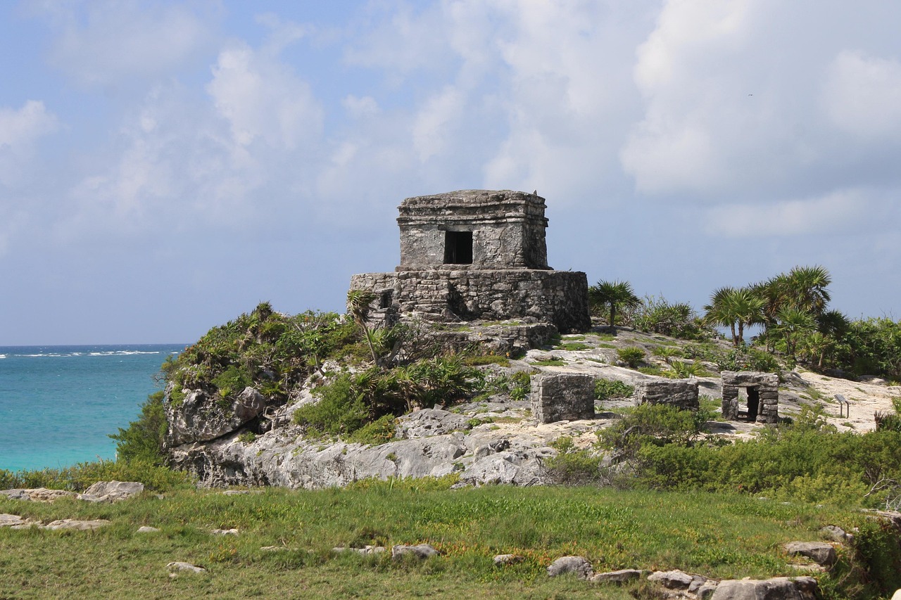 tulum-2903073_1280.jpg