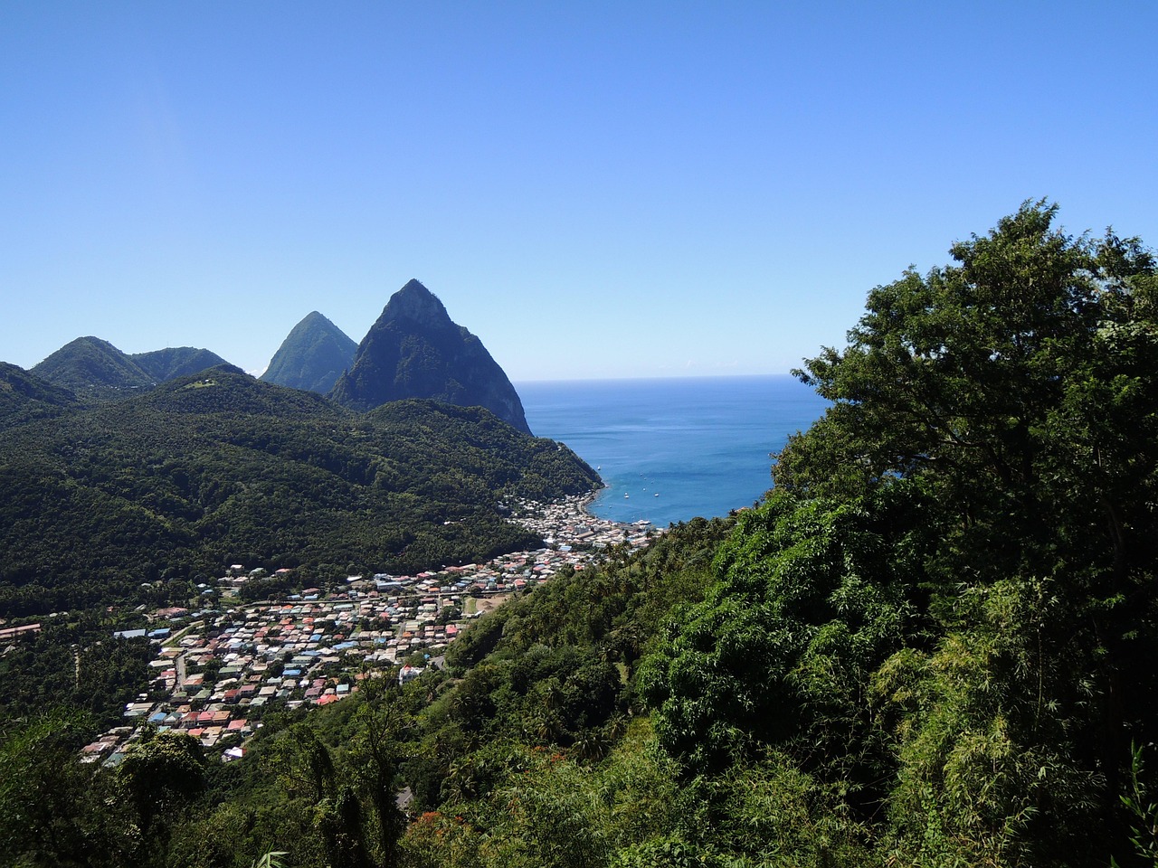 st-lucia-106120_1280.jpg