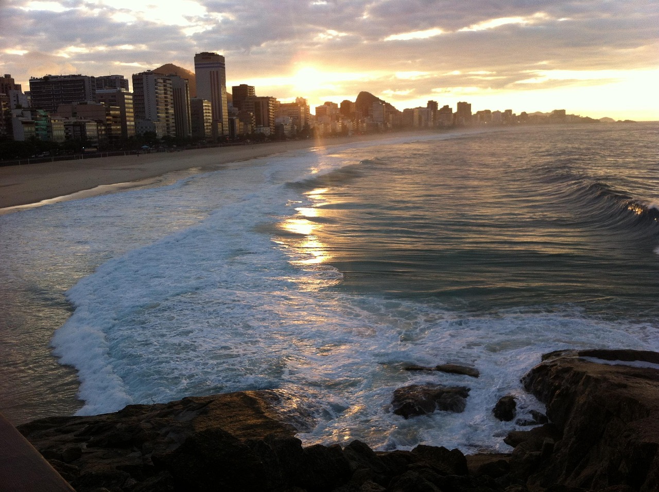 copacabana-beach-65598_1280.jpg