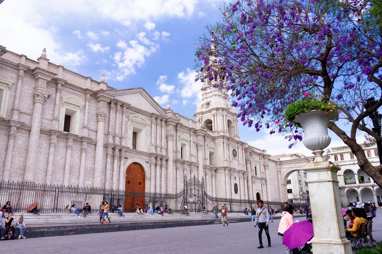 plaza-de-armas-4485385_1280.jpg