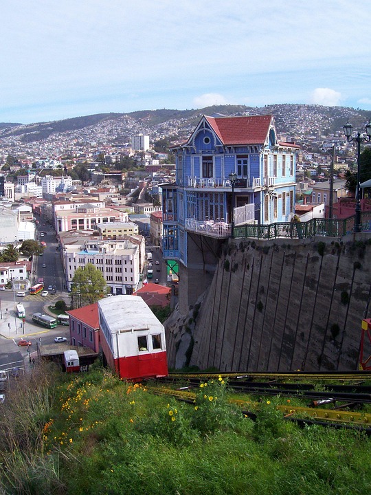 funicular-261272_960_720.jpg